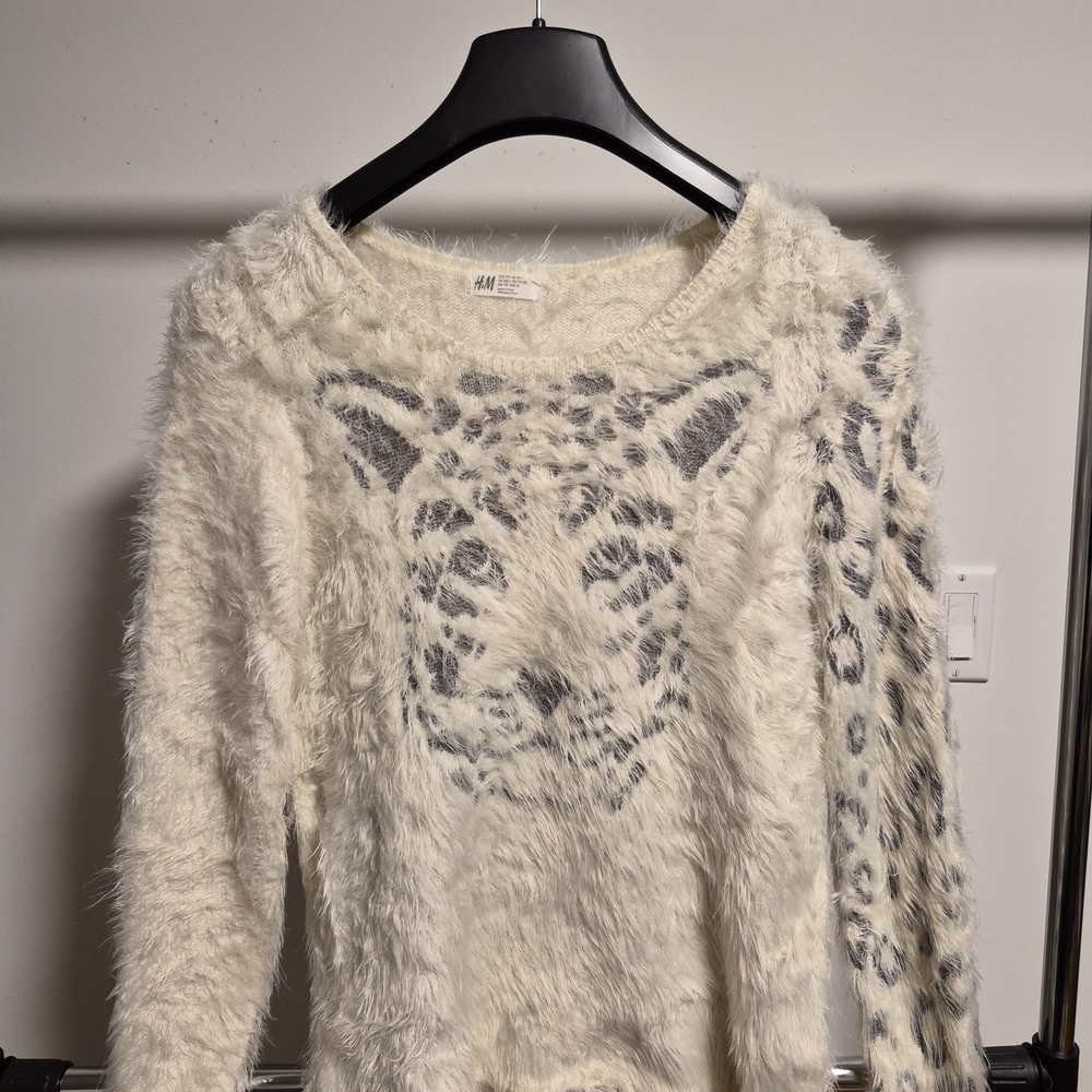 H&M Women's Fuzzy White Sweater